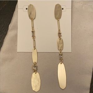 New Kendra Scott Gold Earrings